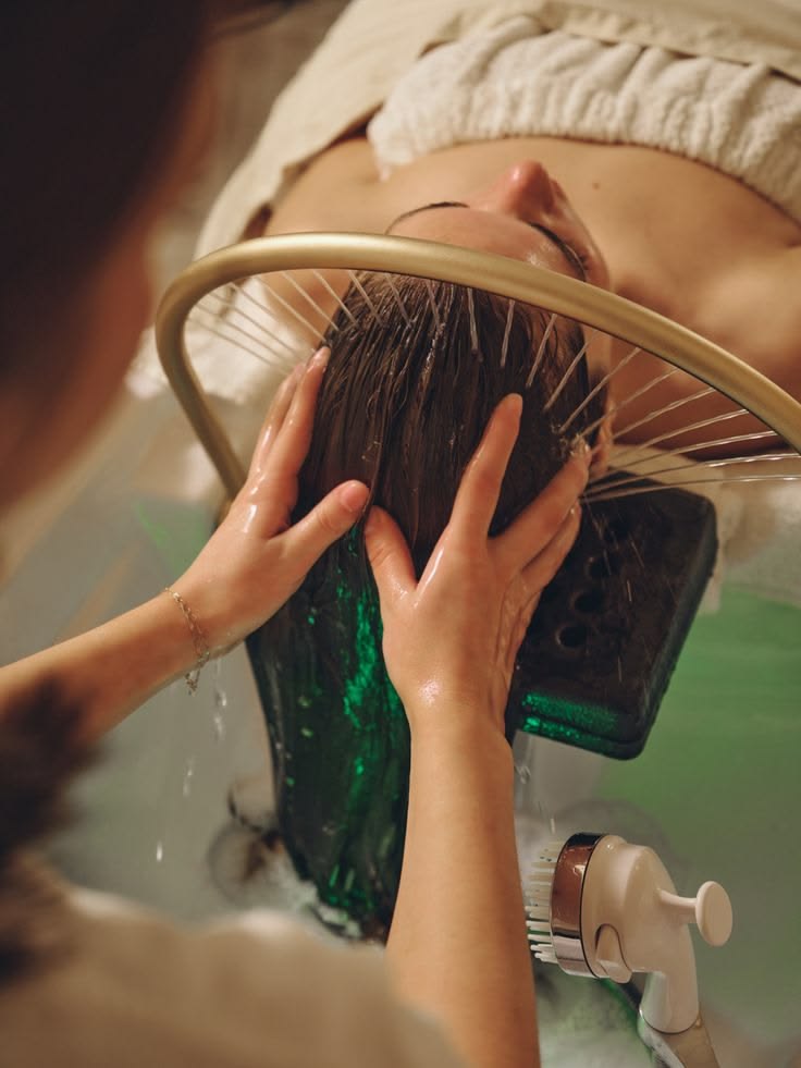 Массаж головы в Spa Lotos
